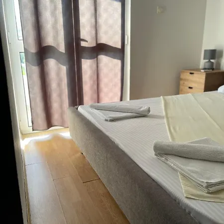 Apartaments Queen Ulcinj Exterior photo