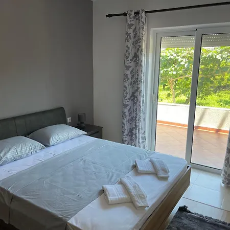 Apartaments Queen Ulcinj Exterior photo