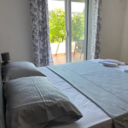 Apartaments Queen Ulcinj Exterior photo