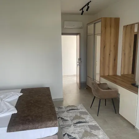 Apartaments Queen Ulcinj Exterior photo