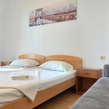 Apartaments Queen Ulcinj Exterior photo
